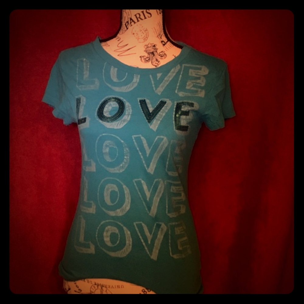 Turquoise tee